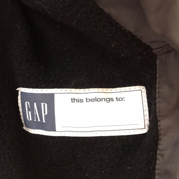 Kid’s puffy Gap vest - Picture 4 of 5